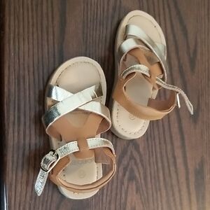 Obaibi Stylish Leather Gold and Tan Kids Sandals. Size 23